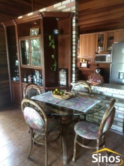Casa mista com 02 dormitórios no Bairro Rondônia 
