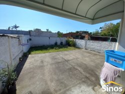 Sobrado com 03 dormitórios no bairro Santo André 