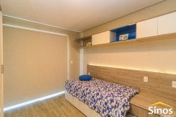 Casa com 03 dormitórios na Chácara Hamburguesa  