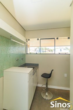 Casa com 03 dormitórios na Chácara Hamburguesa  