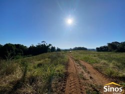 Sítio de 4,00 hectares no Vira Machado 