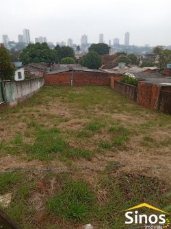 Terreno com frente para o asfalto no bairro Jardim Mauá  