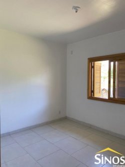 Casa com 02 dormitórios em Lomba Grande 