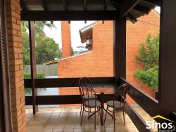 Casa com 04 dormitórios no Bairro Jardim Mauá 