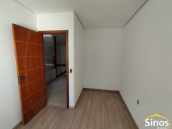 Sobrados com 03 dormitórios no Bairro Santo André 