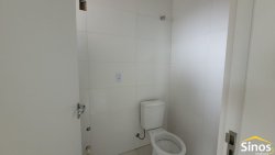 Casa geminada com 03 dormitórios no bairro Boa Vista 