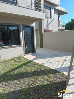 Casa com 03 dormitórios no bairro Boa Vista  