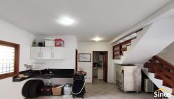 Casa com 03 dormitórios no Bairro Liberdade 