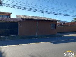 Prédio comercial no bairro Canudos 