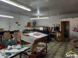 Prédio comercial no bairro Canudos 