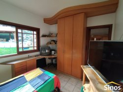 Casa com 03 dormitórios no Bairro Rondônia 