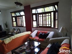 Casa com 03 dormitórios no Bairro Rondônia 