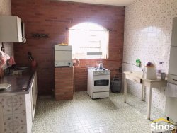Casa com 03 dormitórios no Bairro Campestre 