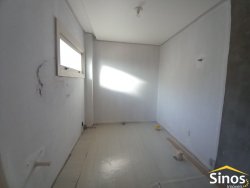 Sobrado com 03 dormitórios no Bairro Petrópolis  