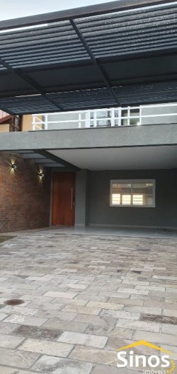 Sobrado com 03 dormitórios no bairro Jardim América 