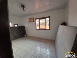 Casa com 04 dormitórios no bairro Liberdade 