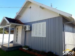 Casa mista com 03 dormitórios no bairro Rio Branco 
