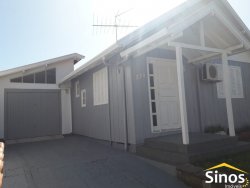 Casa mista com 03 dormitórios no bairro Rio Branco 