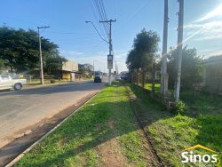 Terreno com casa na Avenida Feitoria  