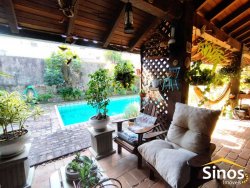 Casa ampla de 300,00 m² no bairro Vila Rosa 