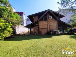 Casa ampla de 300,00 m² no bairro Vila Rosa 