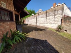 Casa ampla de 300,00 m² no bairro Vila Rosa 
