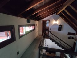 Casa ampla de 300,00 m² no bairro Vila Rosa 