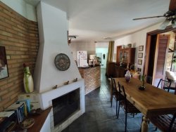 Casa ampla de 300,00 m² no bairro Vila Rosa 