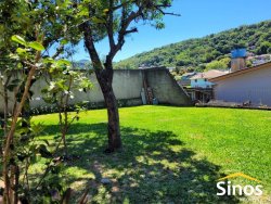 Casa com 02 dormitórios no Bairro São José 
