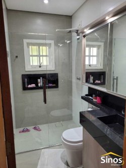 Casa com 02 dormitórios no Bairro São José 
