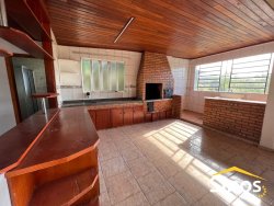 Casa com 02 dormitórios em Lomba Grande 