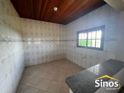 Casa com 02 dormitórios em Lomba Grande 