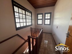 Casa com 02 dormitórios em Lomba Grande 