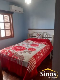 Casa com 05 dormitórios no bairro Operário 