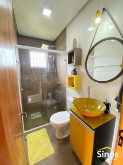 Maravilhosa casa em estilo rústico-moderno 