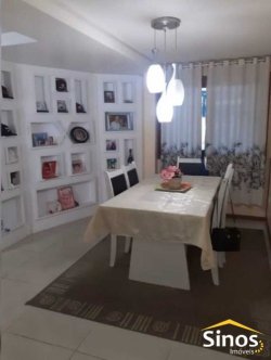 Sobrado com 03 dormitórios no bairro Rondônia 