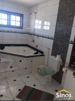 Sobrado com 03 dormitórios no bairro Rondônia 
