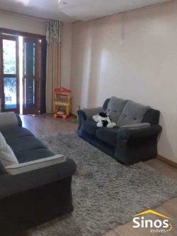 Sobrado com 03 dormitórios no bairro Rondônia 