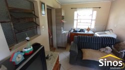 Casa com 04 dormitórios no bairro Vila nova 