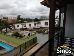Casa com 04 dormitórios (02 suíte) no bairro Rondônia  