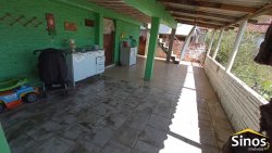 Casa com 05 dormitórios no bairro Vila Nova 