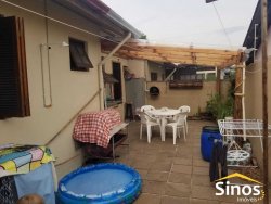 Casa com 03 dormitórios no condomínio das Margaridas  