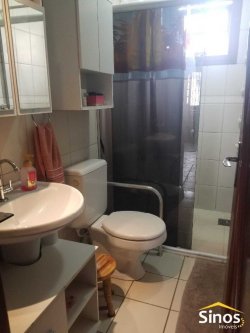 Casa com 03 dormitórios no condomínio das Margaridas  