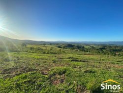 Sítio com 2,8 hectares em Lomba Grande 