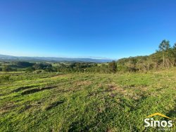 Sítio com 2,8 hectares em Lomba Grande 