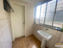 Apartamento com 02 dormitórios no bairro Centro 