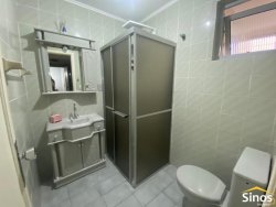 Apartamento com 02 dormitórios no bairro Centro 