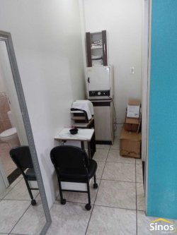 Prédio com 03 salas comerciais no bairro Guarani 