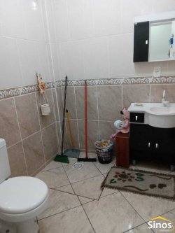Prédio com 03 salas comerciais no bairro Guarani 