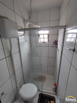 Casa com sala comercial no bairro Boa Saúde  